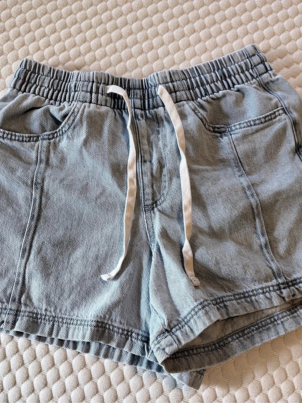 Universal Thread Women's Denim Shorts Blue Small